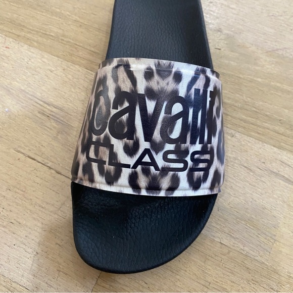Cavalier Class by Roberto Cavalli Sandal Slides - Picture 2 of 7
